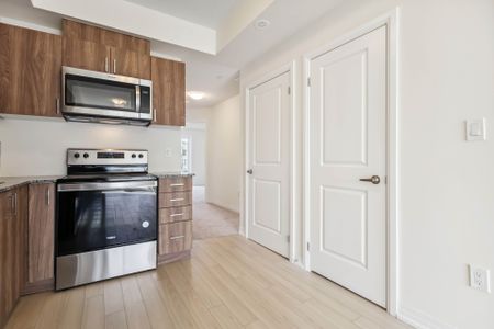 For Lease - 10 Liben Way Unit# 2, Toronto, Ontario - Photo 5