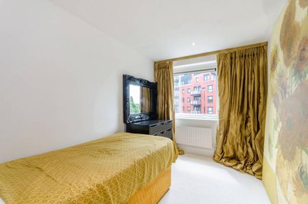 3 bedroom flat to rent - Photo 3