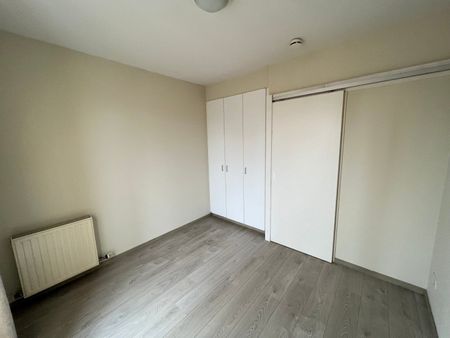 APPARTEMENT MET 1 SLAAPKAMER IN CENTRUM IEPER - Photo 5