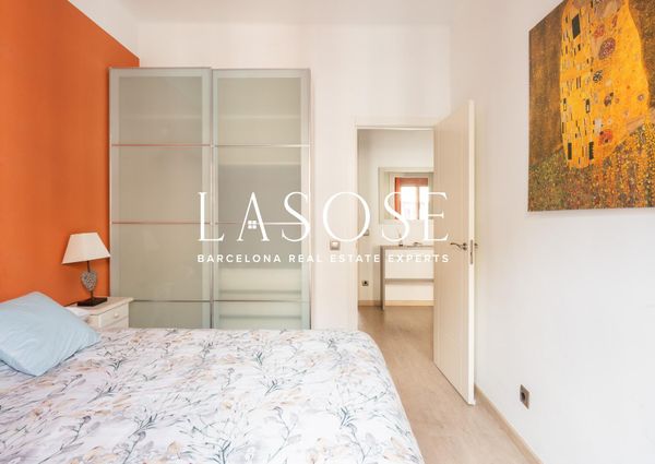 Apartment 63m² with terrace to rent in Dreta de l'Eixample, Barcelona