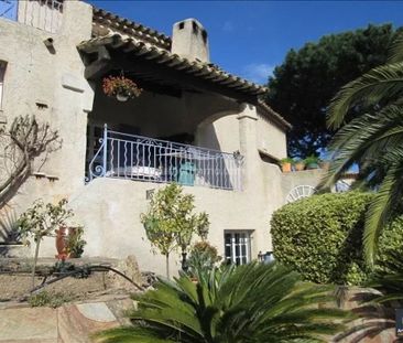 Location Maison 4 pièces 115 m2 à Sainte-Maxime - Photo 2