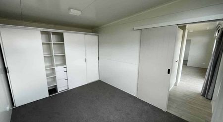 Charming 3BR Home in Dannevirke! - Photo 4