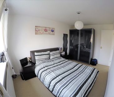 Modern Three Bedroom End Townhouse to Let South Elmsall – Cul de Sa... - Photo 5