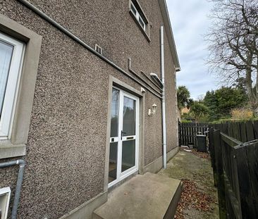 Shamrock Apartments Roddens Court, Larne, BT40 1PX - Photo 2