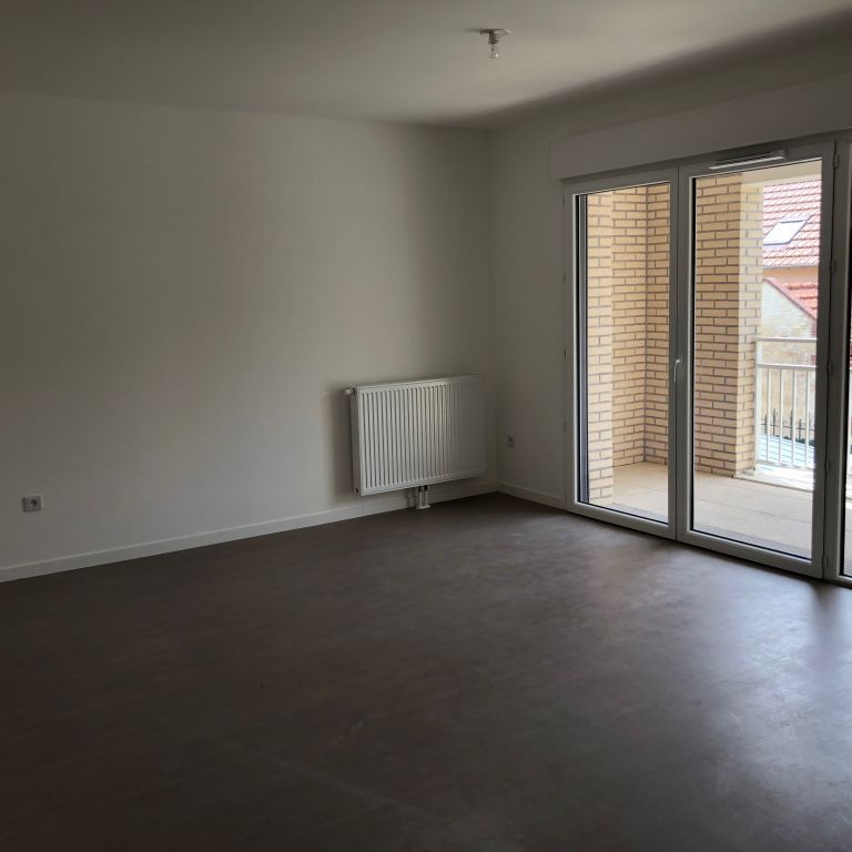 Location Appartement 2 pièces 42m² - Photo 1