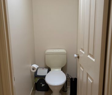 Air-Conditioned Two-Storey Townhouse in Belmont Villas - Photo 6