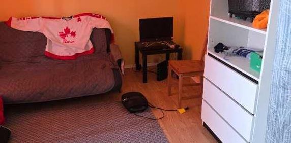 Grand 31/2 à louer - Photo 2