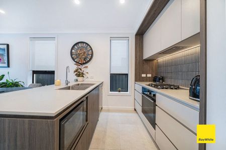 Lovely and Modern Family Home is in an Ideal Location - Photo 5