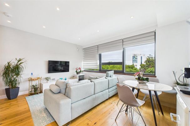 1 bedroom apartment to rent - Photo 1