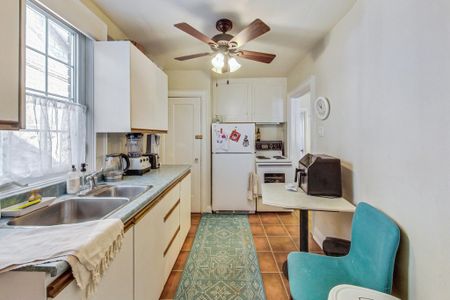 For Lease - 317 Victoria Park Avenue Unit# Upper, Toronto, Ontario - Photo 4