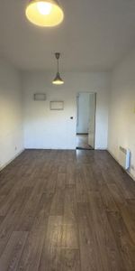 Location Appartement 2 pièces 32m² BORDEAUX 33800 - Photo 3