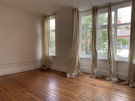 4 bedroom terraced house to rent - Photo 3