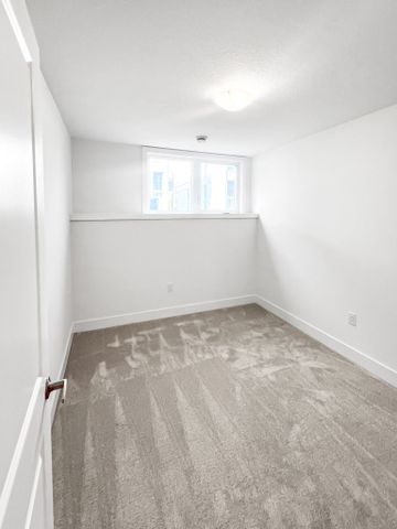 For Lease - 234 Edgevalley Road Unit# 97, London East, Ontario - Photo 3