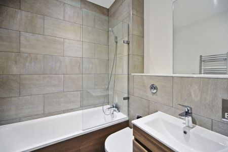 College Road Harrow HA1 - Photo 5