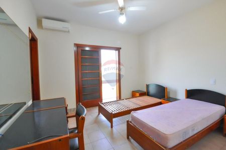 Casa de Condomínio com 6 Quartos e 8 banheiros para Alugar, 578 m² por R$ 15.000/Mês - Foto 4
