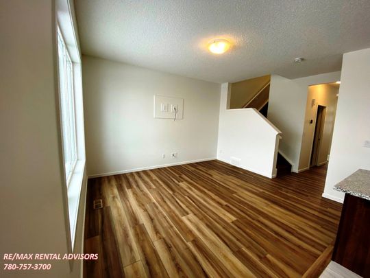 20612 22 Avenue Northwest - Photo 1