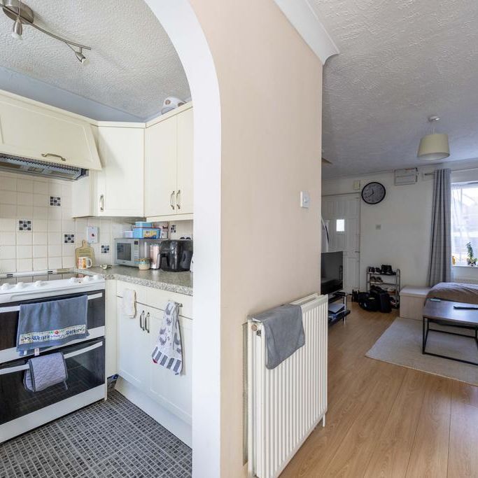 2 bedroom terraced house to rent - Photo 1