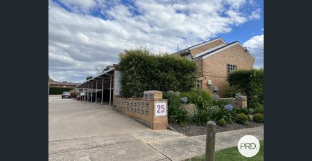 Neat & Convenient 2-Bedroom Unit in a Prime Location - Photo 2