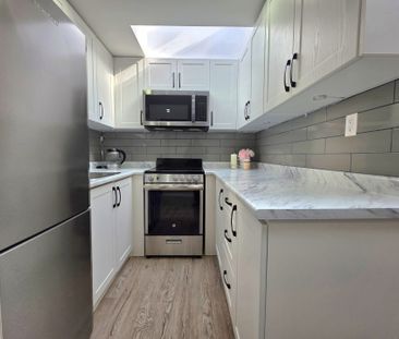For Lease - 658 Dundas Street Unit# 2B, Toronto, Ontario - Photo 1