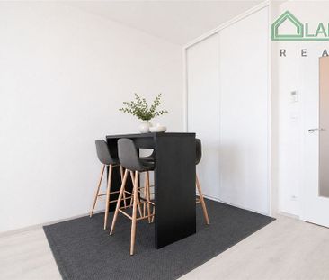 Pronájem bytu 1+kk 31 m² - Photo 1