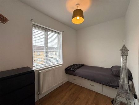 3 bedroom terraced house to rent - Photo 2