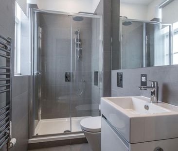 3 bedroom ground floor flat to rent - Photo 5