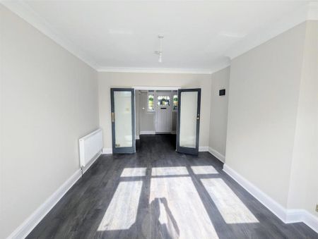 4 bedroom house to rent - Photo 3