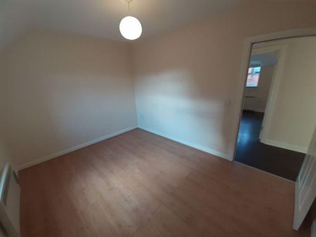 2 bedroom property to rent - Photo 4