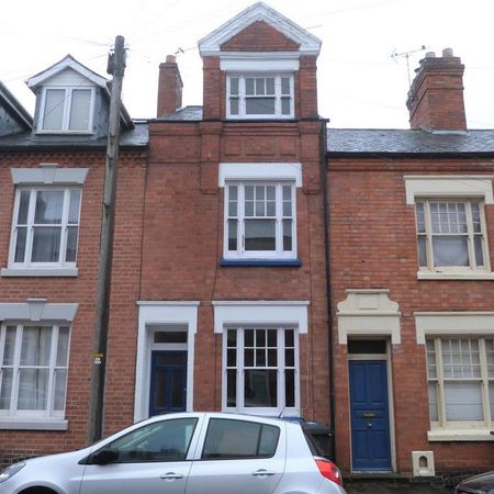 3 bedroom terraced house to rent - Photo 3