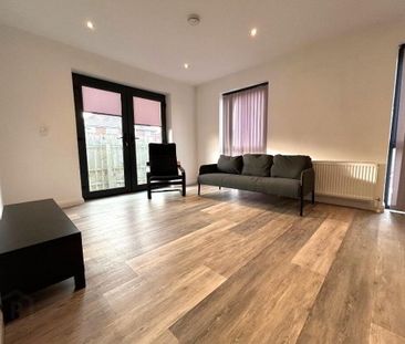 Apt 4 94, Sunnyside Street, Belfast, BT7 3EG - Photo 2