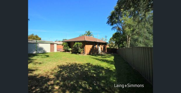 Comfortable three-bedroom family home - Photo 1