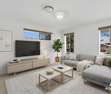 Spacious Family Home in Prime Park Ridge Location! - Photo 2