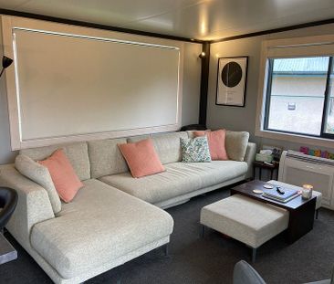 Beautiful One Bedroom Tiny House - Photo 5