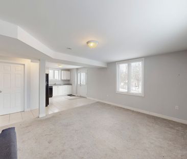 For Lease - 218 Main Street, Newmarket, Ontario - Photo 4