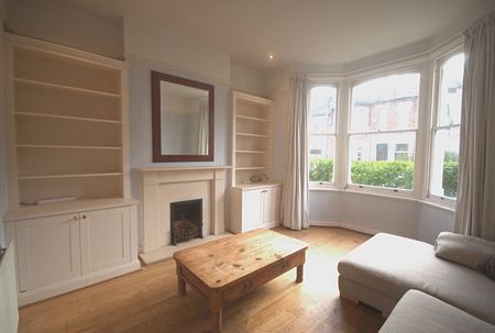 1 Bed Flat, Southfields Road, SW18 - Photo 3