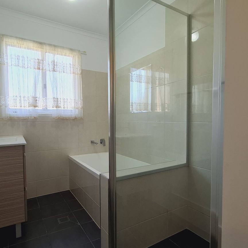 27 Frobisher Street, 4127, Springwood Qld - Photo 1