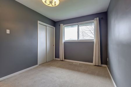 For Lease - 784 Elm Street, St. Thomas, Ontario - Photo 4