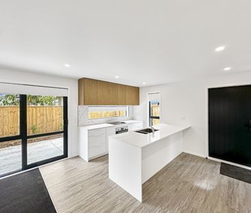 Top quality new build in Wallaceville - Photo 2