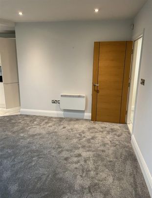 2 Bedroom Apartment To Let - Photo 1