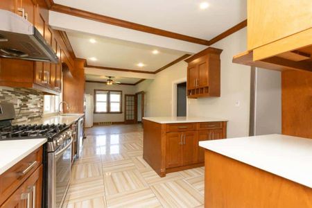 18130 60 Avenue, Surrey - Photo 5