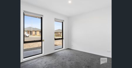 Well presented family home with garage/workshop - Photo 5