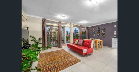 New Farm Unit on Bowen - Photo 4