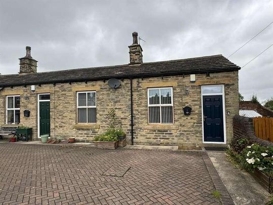 Manor Street, Hartshead Moor, Cleckheaton, BD19 - Photo 1
