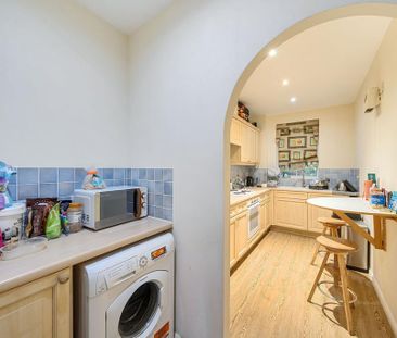 1 bedroom flat to rent - Photo 6