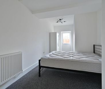 Maisonette to rent - Photo 6