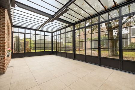 Ruime villa met tuin, bijgebouw en dubbele garage in Zoersel. - Foto 3