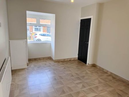 18 Bloomfield Crescent, Belfast, BT5 5AT - Photo 4
