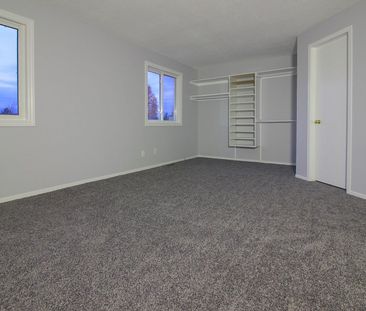 For Lease - 1080 DES ORMES Place, Orleans - Convent Glen and Area, ... - Photo 2