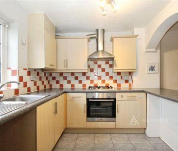 2 bedroom terraced house to rent - Photo 3