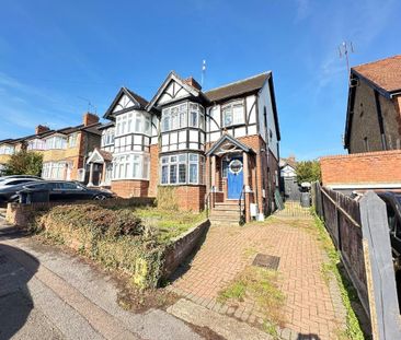 3 bedroom semi-detached house to rent - Photo 2